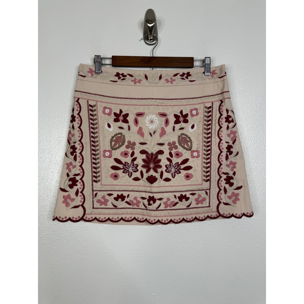 Jacquie the Label Beige Floral Embroidered Scalloped Mini Skirt Size L IMS237S